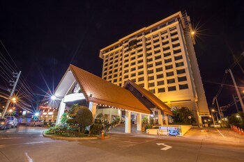 Hotel Front - Evening/Night