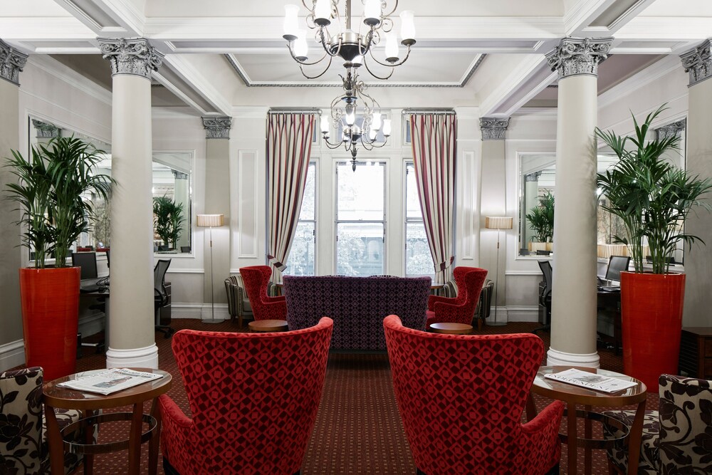 Executive Lounge