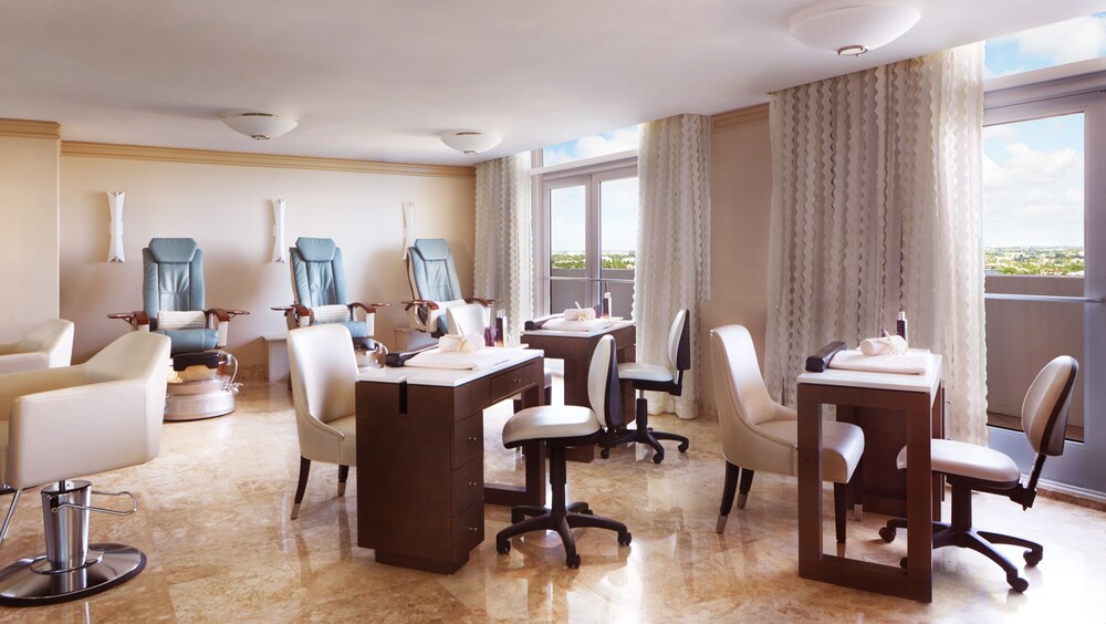 Nail Salon