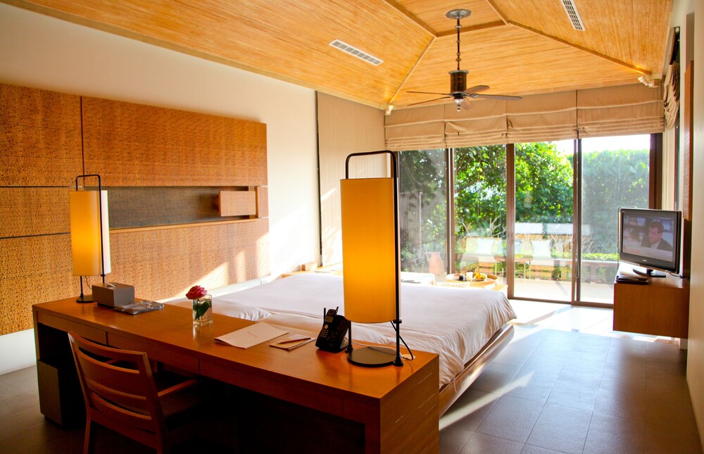 Two bedroom Family Suite Garden View - Guestroom