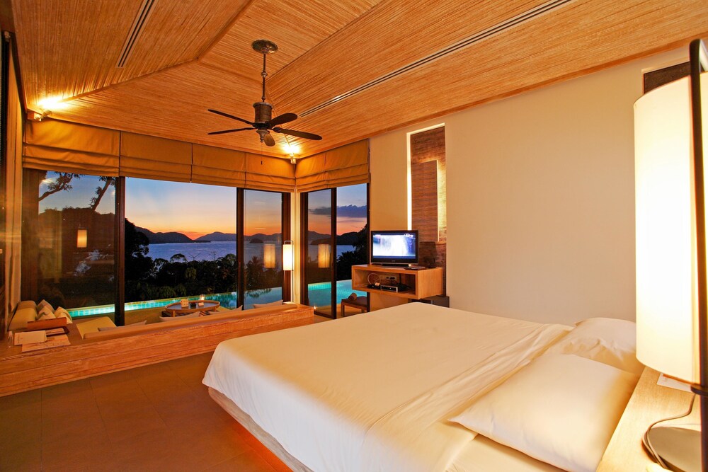 1BR Family Suite Ocean View, Free MiniBar&Snacks - Guestroom