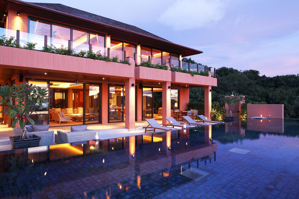 4BR Residence Villa, Free MiniBar&Snacks - Bathroom