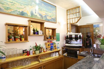 Hotel Lounge