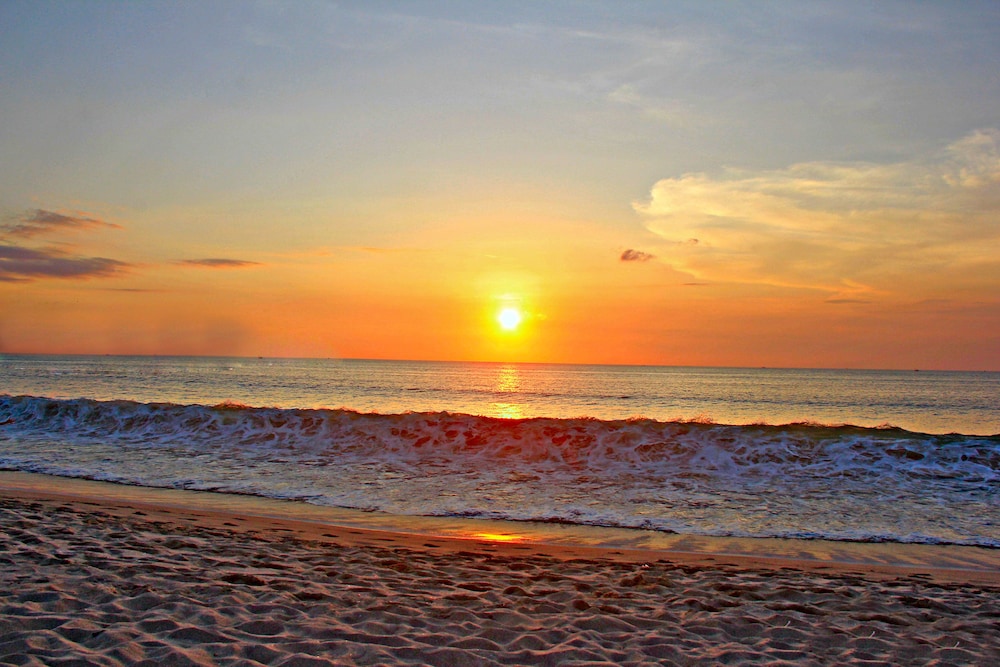 Beach/Ocean View