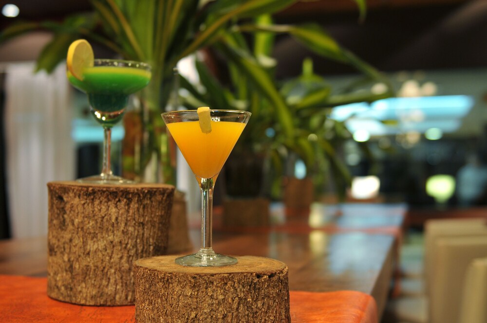 Hotel Bar
