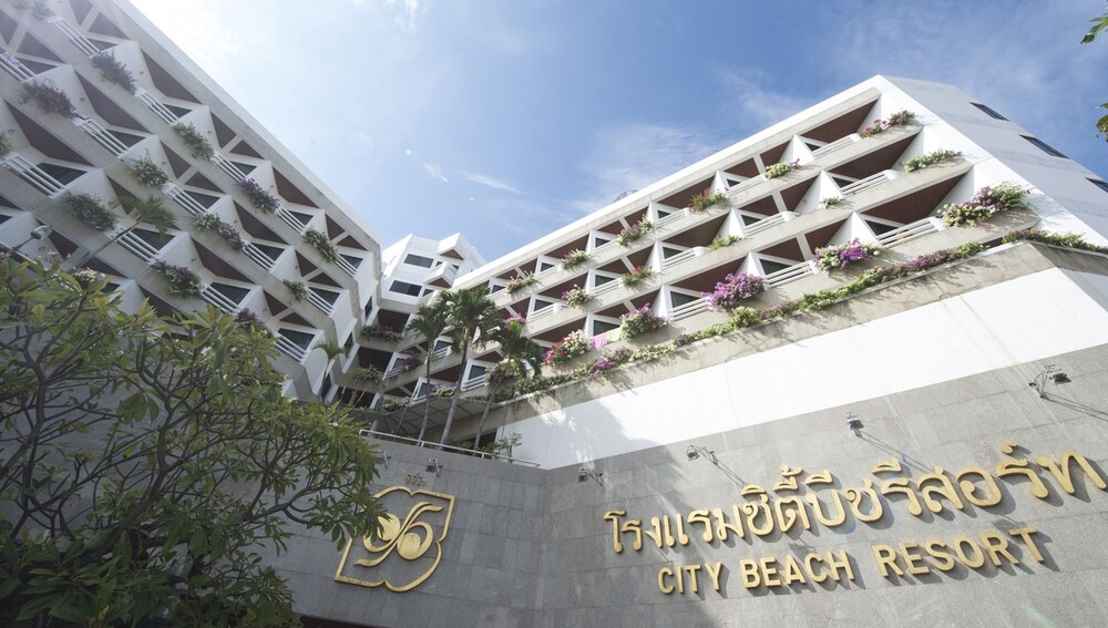 Hotel Front