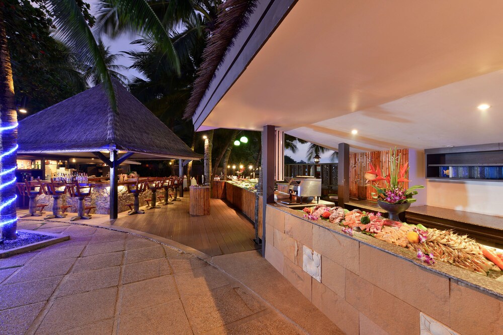 Hotel Bar