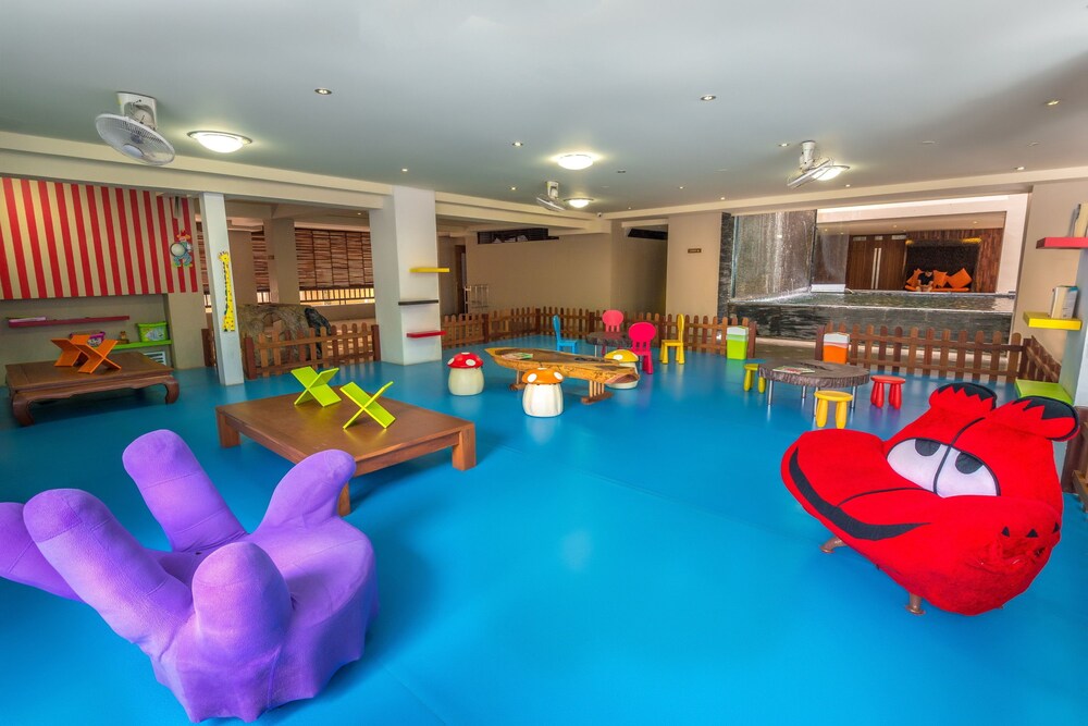Childrens Play Area - Indoor