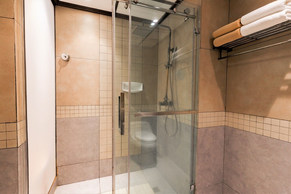 Dusche im Bad