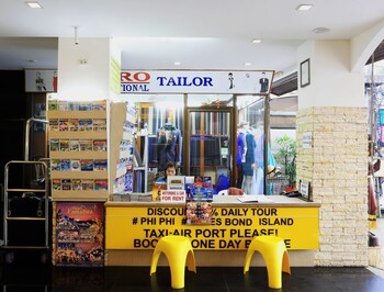 Concierge Desk