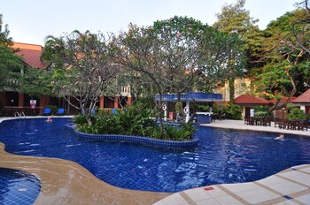Poolside Bar
