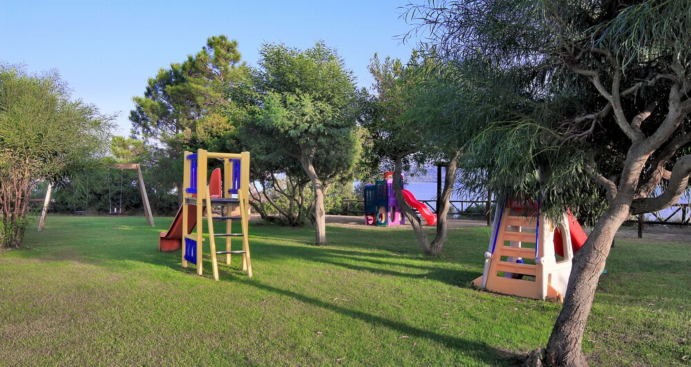 Childrens Play Area - Outdoor