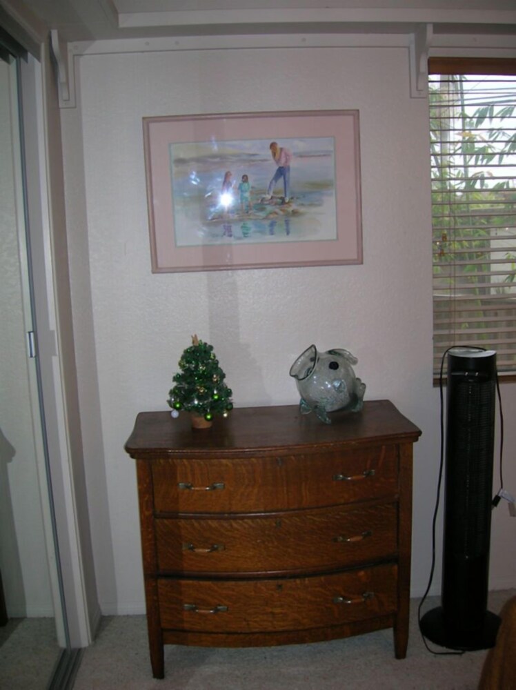 Sea Breeze Townhouse ($150.00 Cleaning Fee, Per Stay) - Guestroom