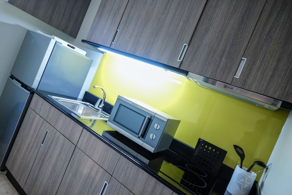 Deluxe Apartment, 1 Bedroom, Non Smoking, Kitchen - In-Room Kitchenette