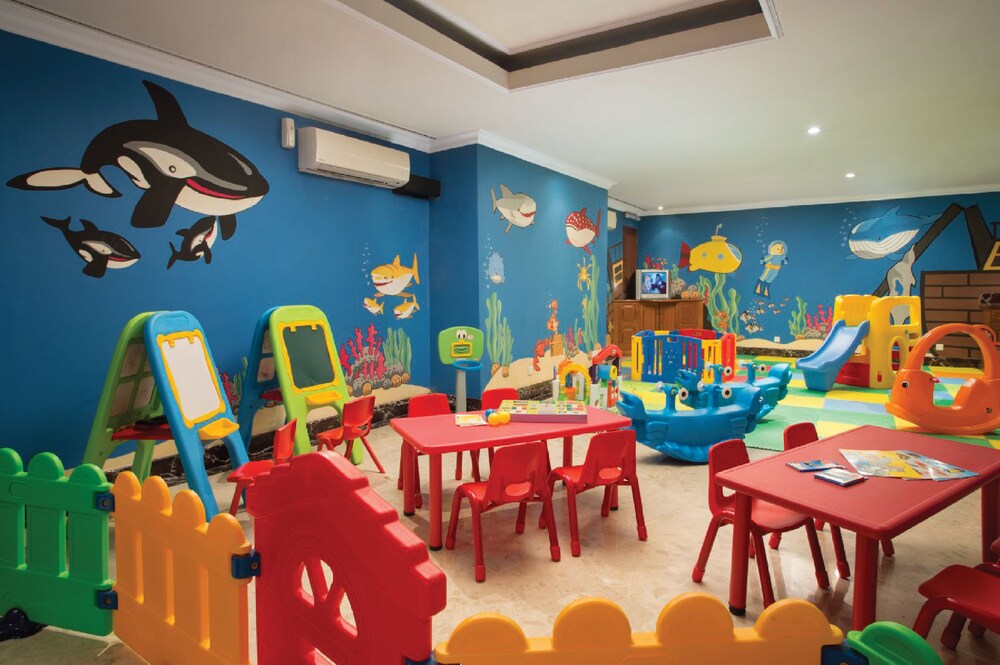 Childrens Play Area - Indoor