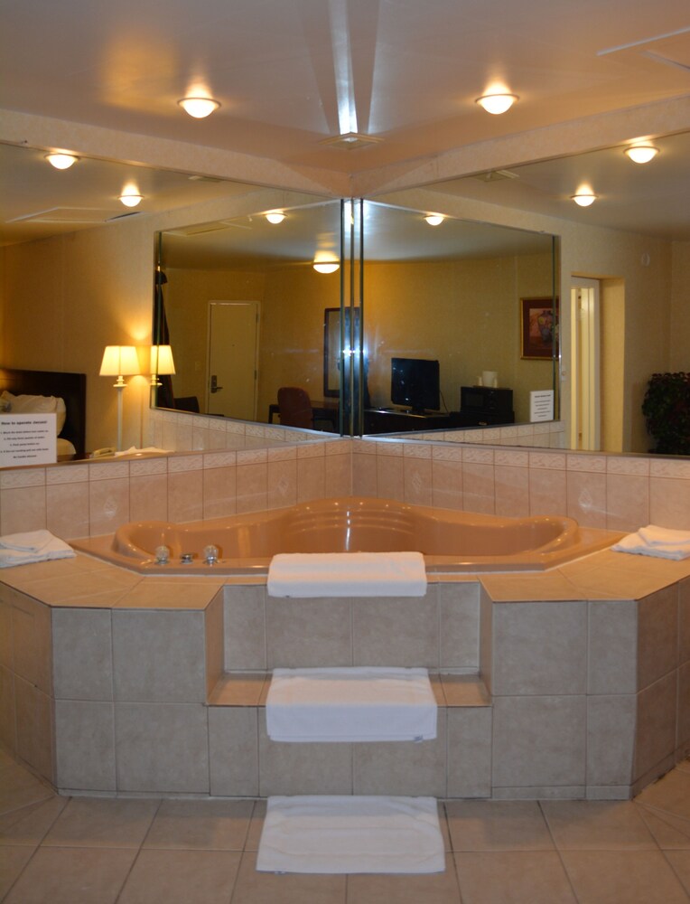 Jetted Tub