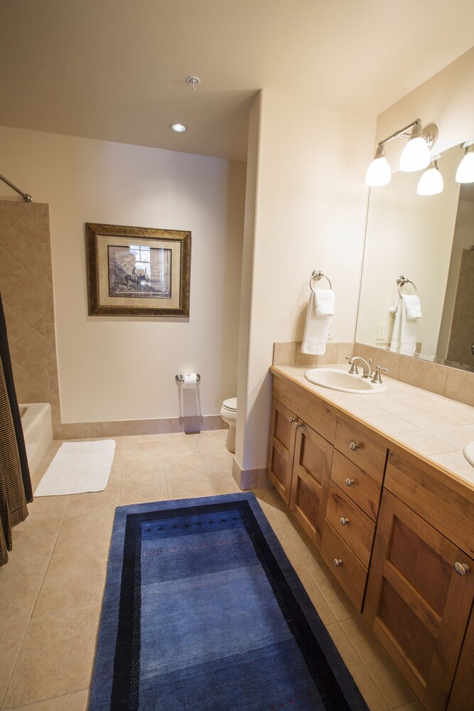 Condo, 3 Bedrooms (A306 ) - Bathroom