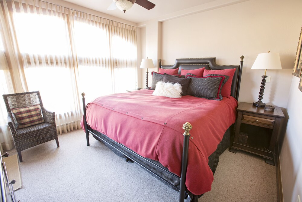 Condo, 3 Bedrooms (C103) - Guestroom