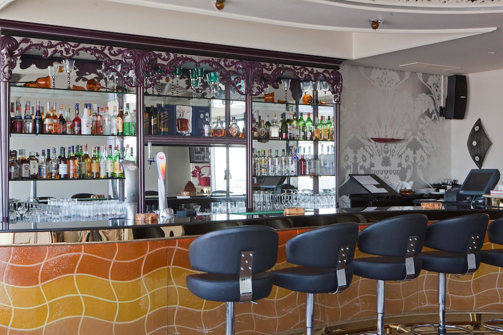 Sports Bar