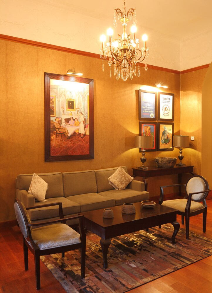 Hotel Lounge