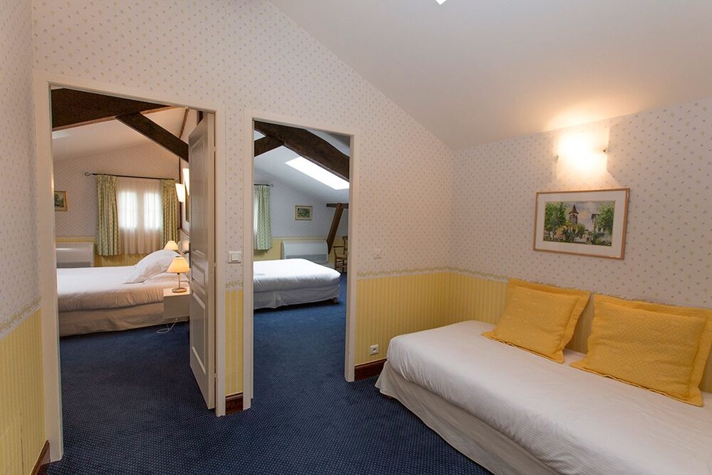 Guestroom