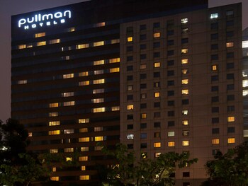 Hotel Front - Evening/Night