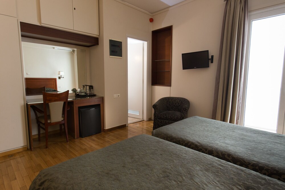 Double or Twin Room - Guestroom