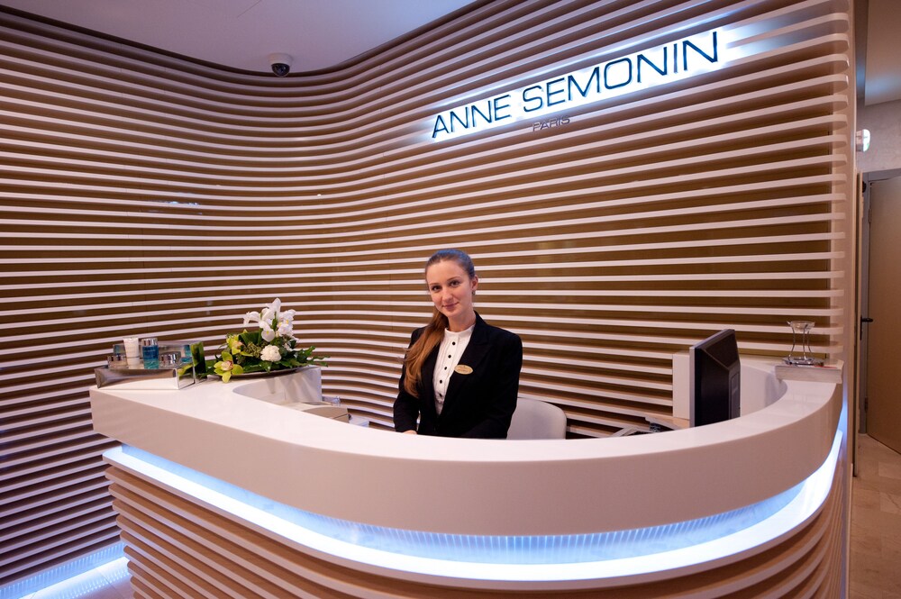 Spa Reception