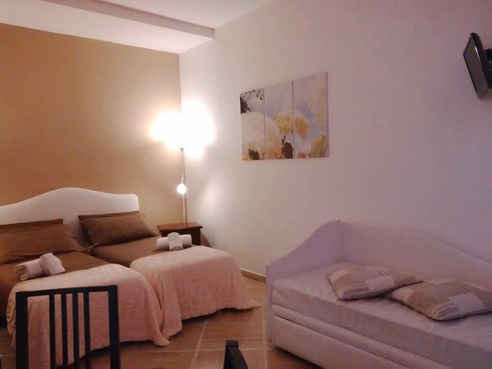 Guestroom