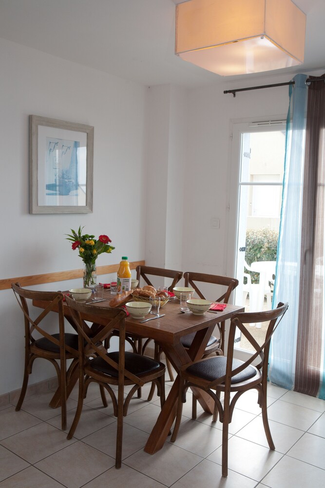 House (6 pers) - In-Room Dining