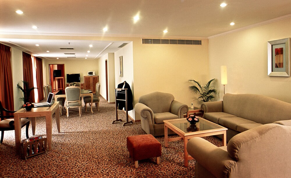 In-Room Business Center