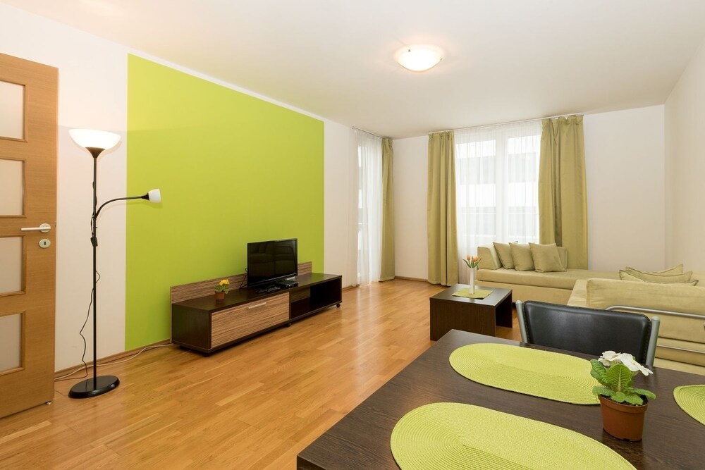 Standard Apartment, 2 Double Beds - Living Room