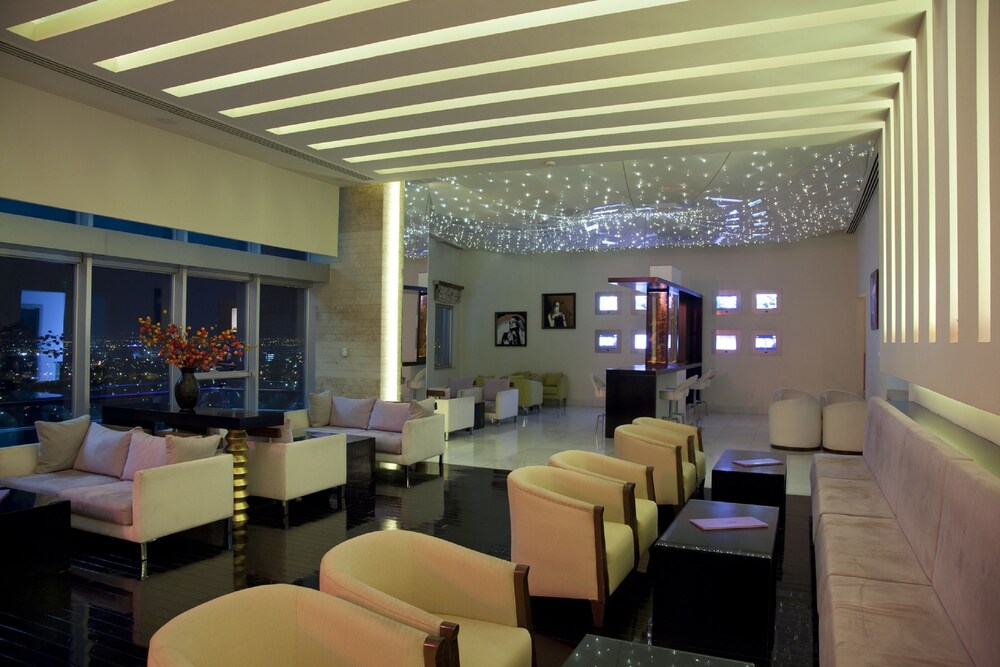 Hotel Bar