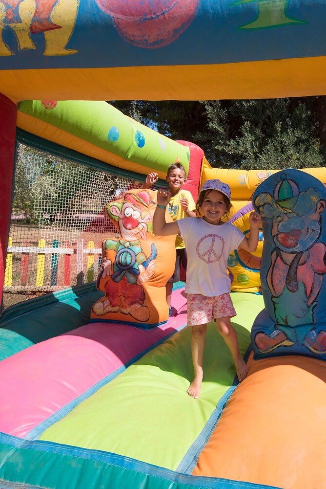 Childrens Play Area - Outdoor