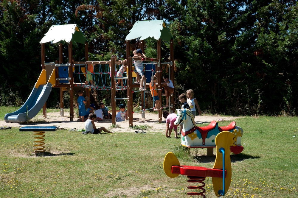 Childrens Play Area - Outdoor