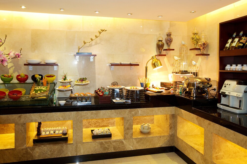 Executive Lounge