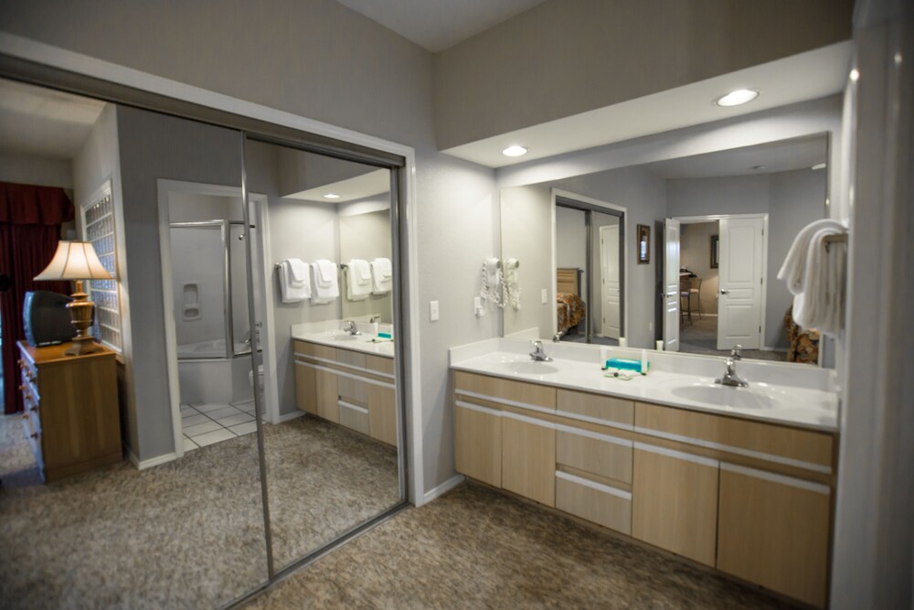 One Bedroom Condo - Bathroom