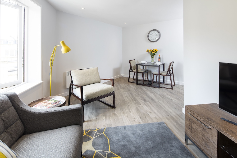 Club Apartment, 1 Bedroom, Kitchen - Living Area