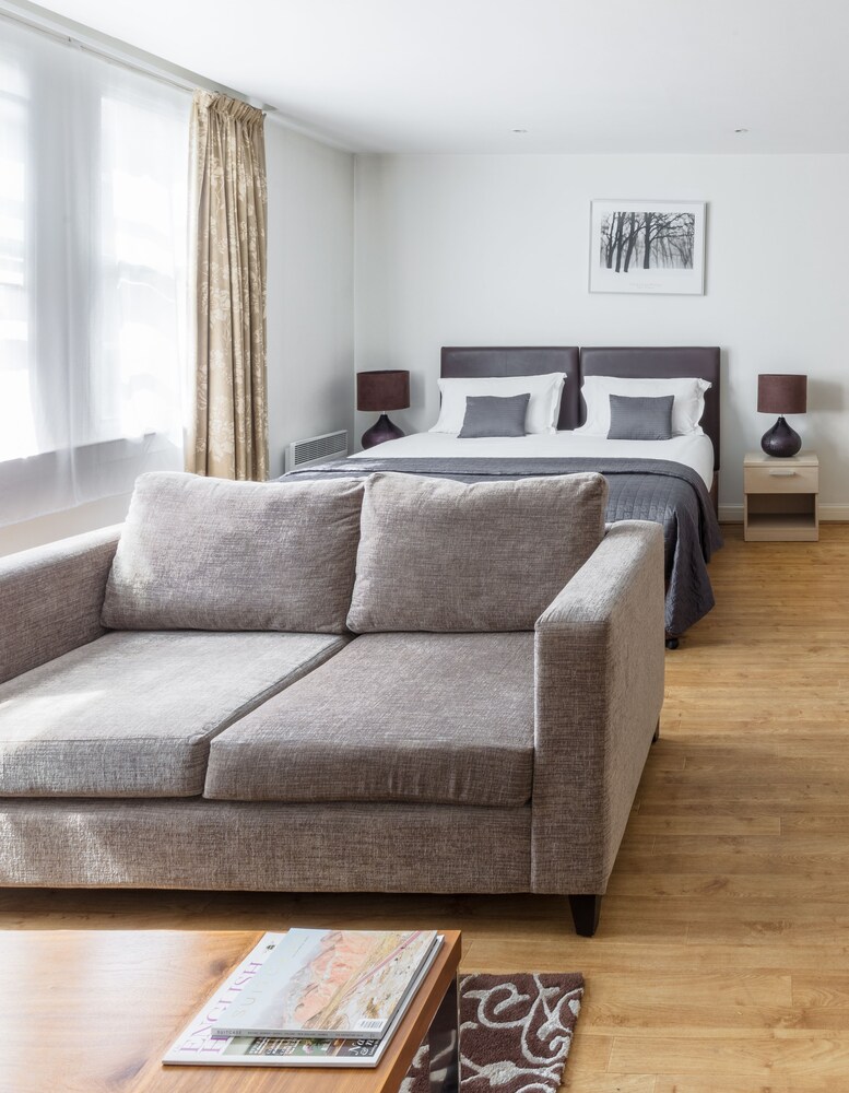Standard Studio, Kitchen - Guestroom