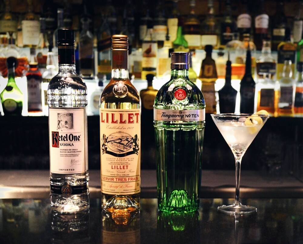 Hotel Bar