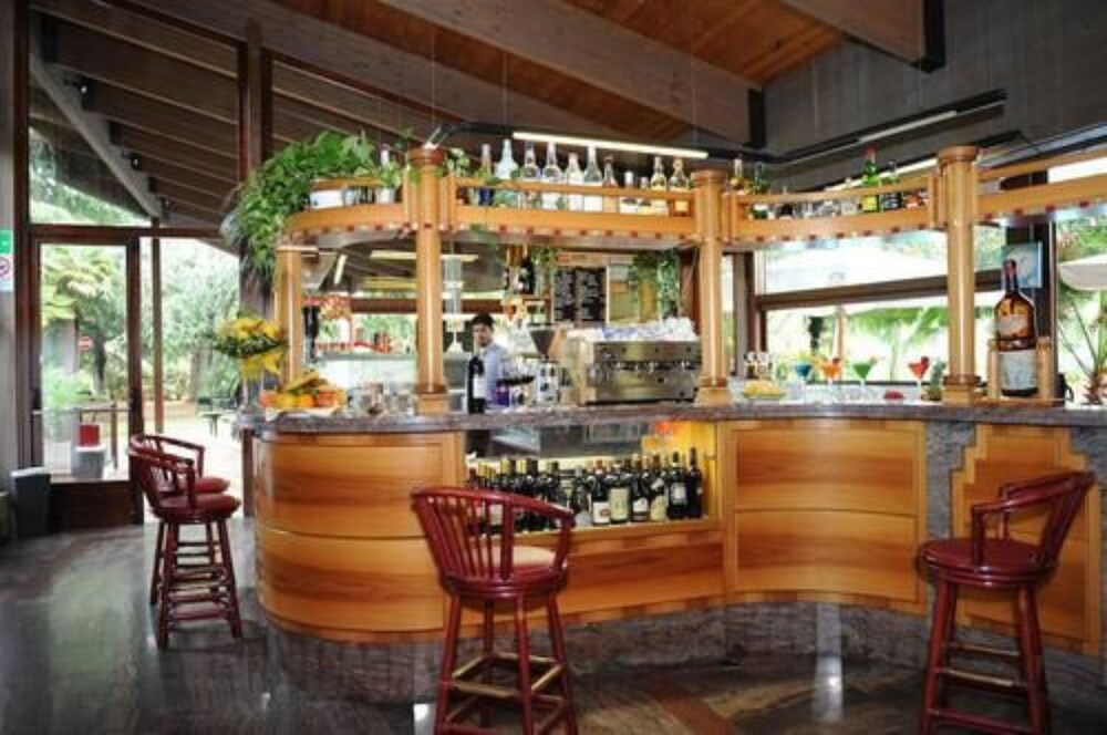 Hotel Bar