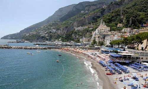 Vista spiaggia/mare