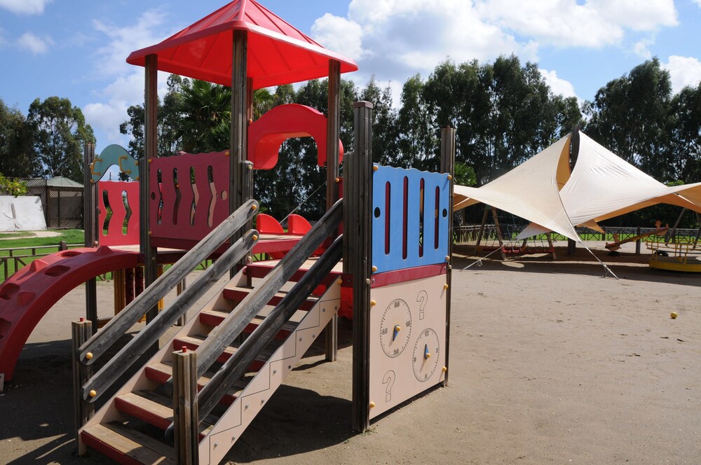 Area giochi per bambini (all'aperto)