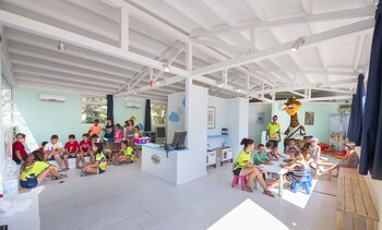 Childrens Play Area - Indoor