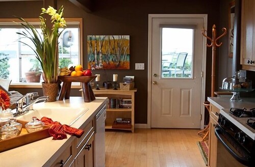 In-Room Kitchen