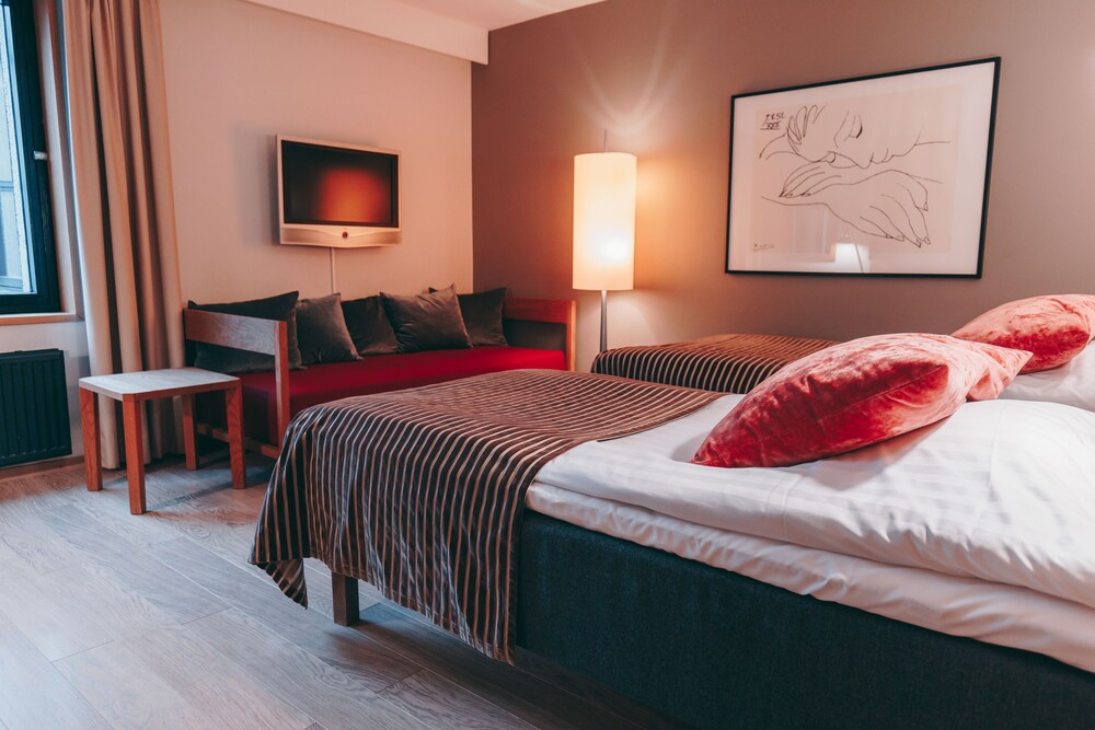Guestroom