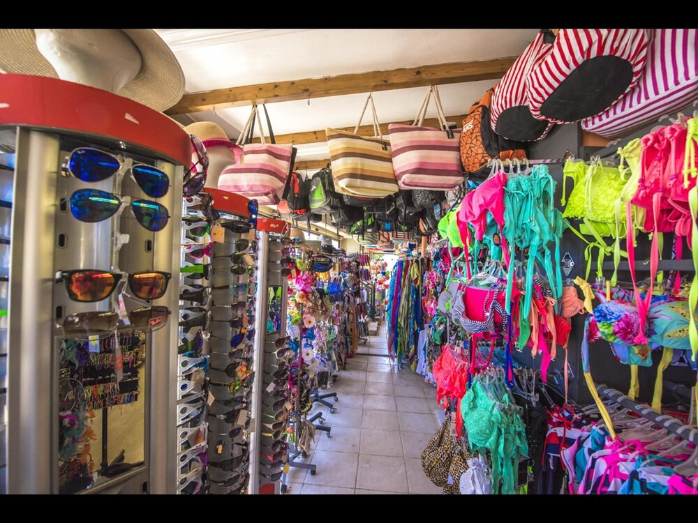 Gift Shop