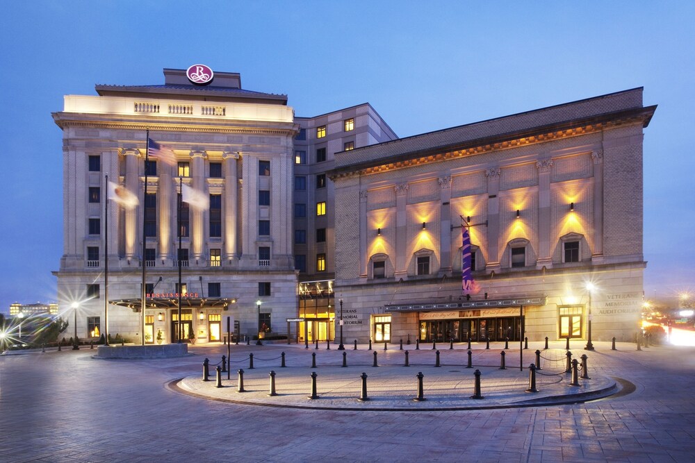 Hotel Front - Evening/Night