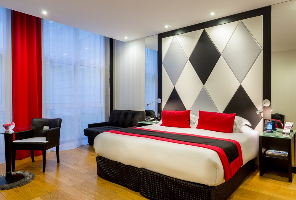 Deluxe Triple Room - Featured Image