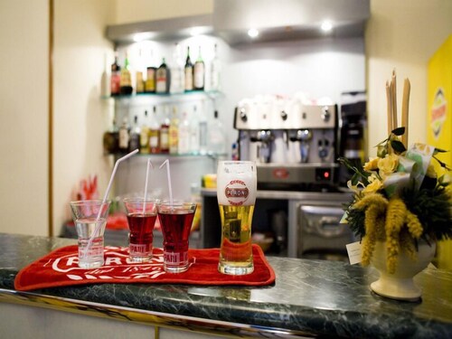 Hotel Bar